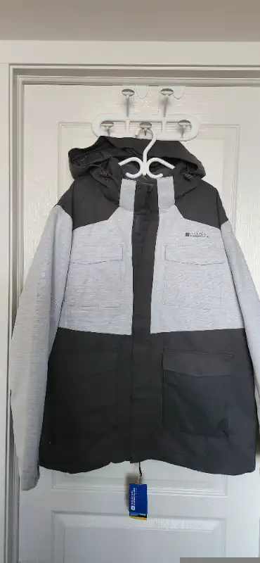 Ski Jacket Mountain Warehouse New in Men's in Edmonton - Image 8