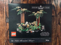 LEGO Star Wars Endor Speeder Chase Diorama ( 75353 ) Save $25