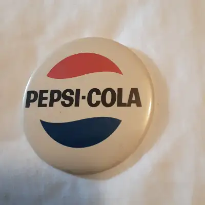 3" wide. Excellent condition. Original owner, no smoking, no pets. Item in pics, is the exact item y...