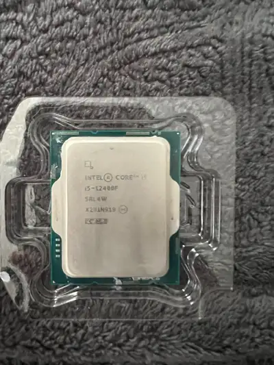 Intel Core i5-12400F CPU + Cooler Master Hyper 212, View more
