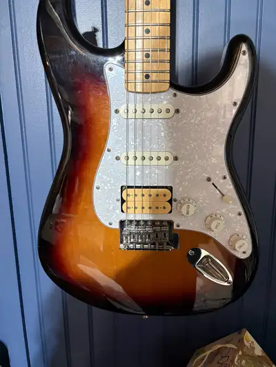 2017 Fender Made in Mexico Stratocaster – Upgraded DiMarzio Super Distortion – $650 Selling my 2017...