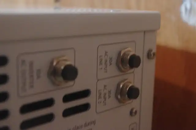 Xantrex Freedom SW 3000 Inverter Charger 12V 3000 WATT in General Electronics in Saskatoon - Image 4