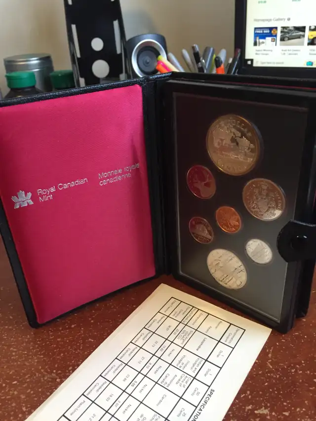 Complete Set of Vintage Royal Canadian Mint Coins62864744924802122