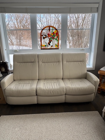 Divan Électrique à Donner, View more