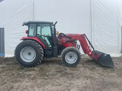 REDUCED PRICE, Like new, only 1327 hrs on this tractor. Comes with loader and bucket. Located in Van...