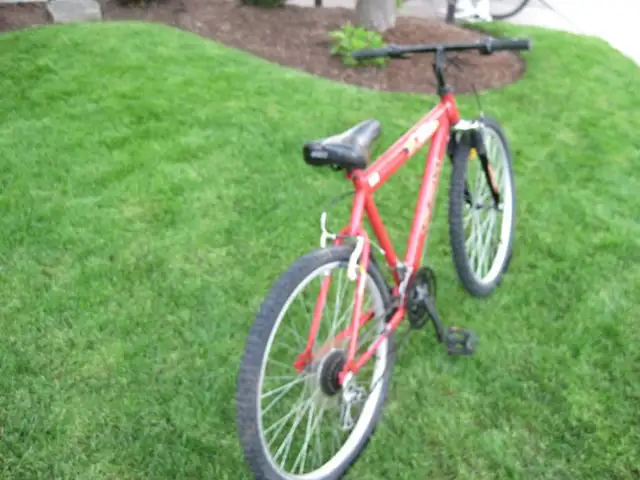 Adult or Teen Size CCM X-Volt 18 Speed 20" Frame Road Bike in Road in Kitchener / Waterloo - Image 10