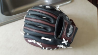 Rawlings 9" baseball glove