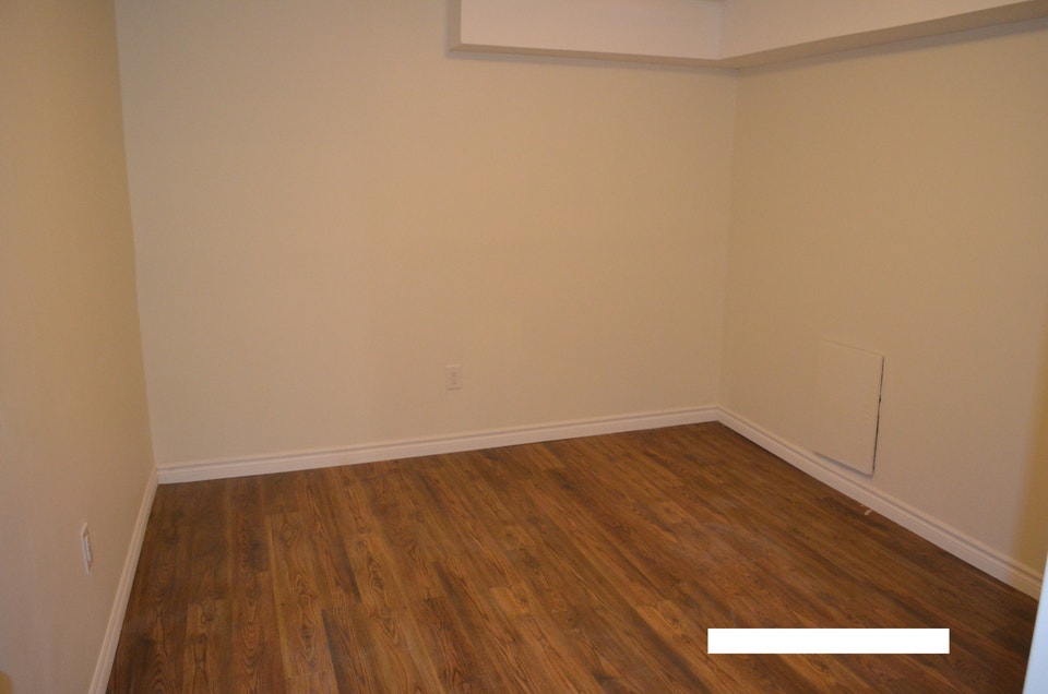 2 BR Walkout Basement Brampton 3