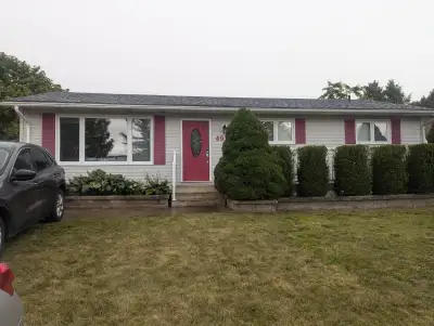 Looking for a spacious, modern space just steps from the best of Port Elgin? This freshly renovated,...