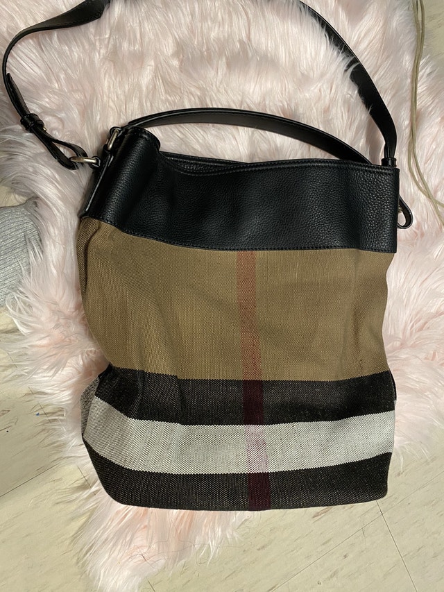 Designer Bag Burberry Women's Bags & Wallets City of Toronto Kijiji