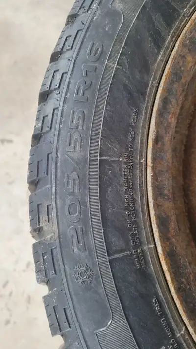 Set of Snow tires on rims off of a Chev Cobalt/Cruze Size: 205/55R16 Bolt pattern: 5 x110mm Tread de...