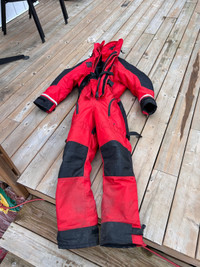 Sallus size small float suit 
