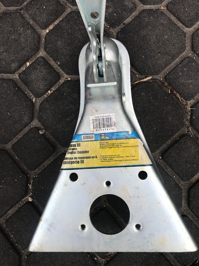 A frame trailer hitch RV & Camper Parts & Accessories Saskatoon