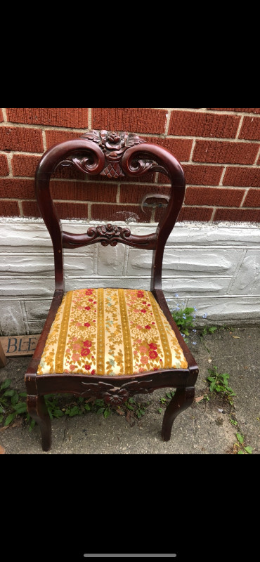 Antique chair collection in Chairs & Recliners in Kitchener / Waterloo - Image 3
