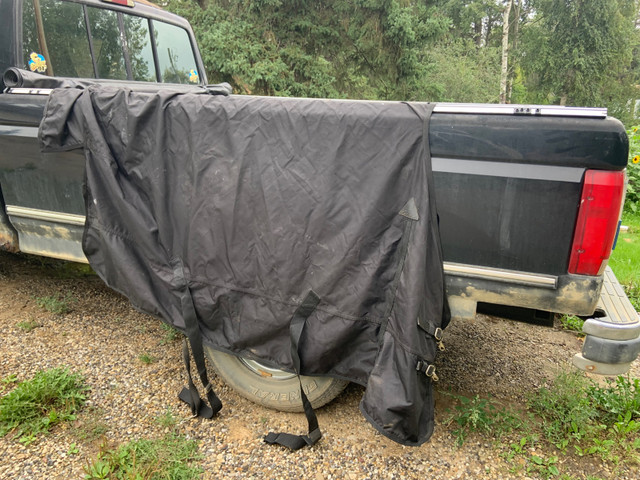 80” Shedrow Rain Sheet in Other in St. Albert - Image 2