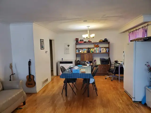 3 Bedroom with Closets, Dining Room