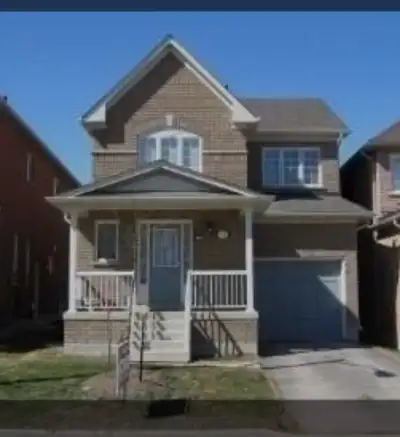 Both the upperfloors including single garage backyard and 3 car parkings of a detached house on Sand...