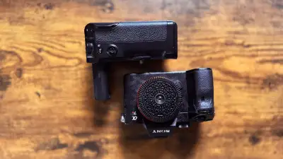 Sony a7R III + Battery Grip | 42.4MP Full-Frame | Ultra Low Shut, View more