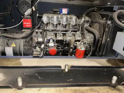 This unit runs good with everything working, just recently had the injectors rebuilt. Has a full tan...