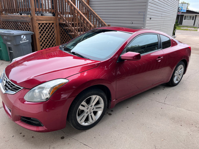 Nissan Altima Coupe 2.5S in Cars & Trucks in Saskatoon - Image 3