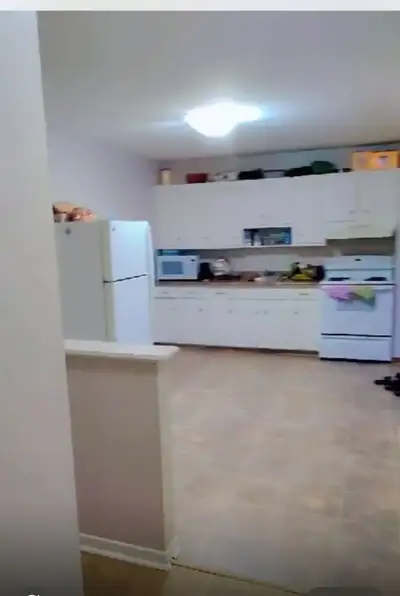 2 Beds 1 Bath Apartment