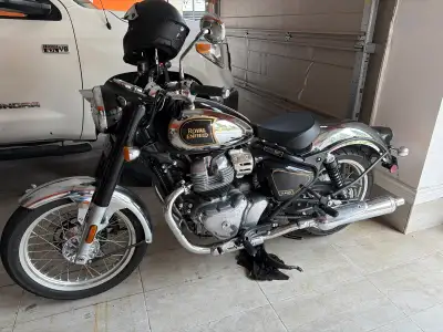 Selling my pristine 2026 Royal Enfield Classic 650. Purchased brand new in Spring 2026 and only ridd...