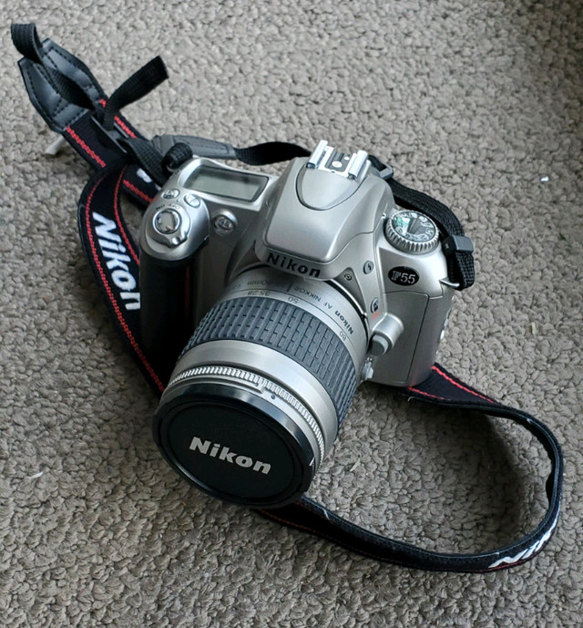 Nikon F55 Camera w 28-80mm lens in Cameras & Camcorders in Oshawa / Durham Region - Image 2
