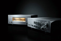 Yamaha pre-amp C5000 et power amp M5000.