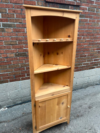 Corner solid pine unit