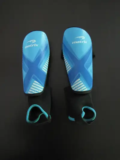Protège-tibia et souliers de soccer jr, View more