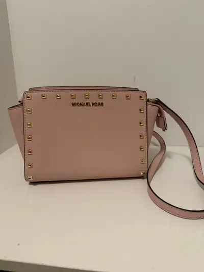 pink bag, View more
