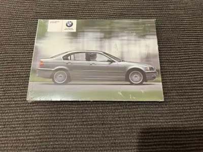 Factory sealed BMW 3 Series 2005 Owner’s Manual. English/French