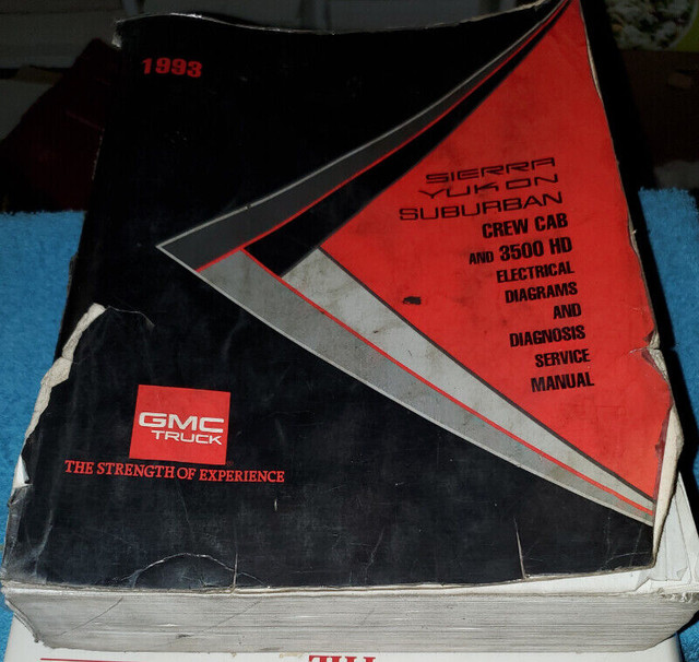 1993 SIERRA YUKON SUBURBAN 3500HD Service Manual dans Autre  à Kingston