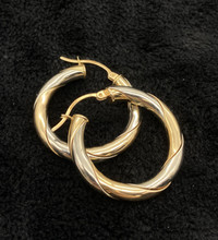 10K Yellow Gold 5.40GM Hoop Earrings $245