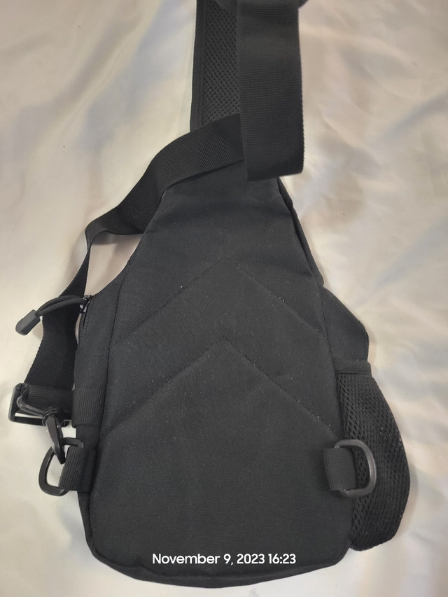 Backpack small cross shoulder  in Garage Sales in City of Toronto - Image 2