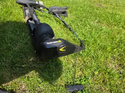 Minn Kota 24V 100 lb Thrust Foot-Control Trolling Motor This motor is an absolute beast and has no p...
