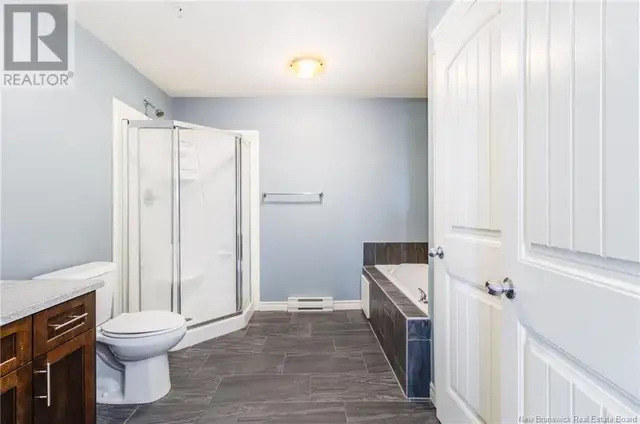 2 Bed apartment/condo with balcony, den and underground parking in Long Term Rentals in Fredericton - Image 9