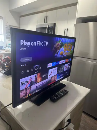 32” Samsung TV | Non smart | Excellent Condition, View more