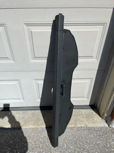 Ford Escape cargo cover Fits other vehicles too. Local pick up only