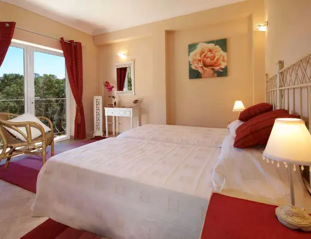 Luxury Villa,  Infinity Pool, Coastal Views, Algarve Portugal in Other Countries in Canada - Image 11