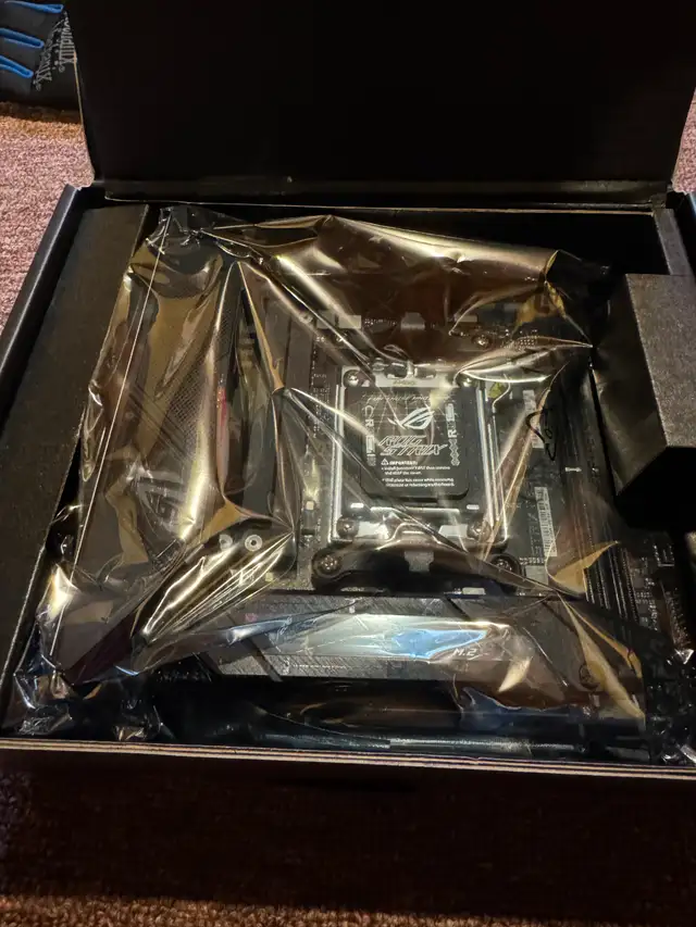 ASUS B650E ITX Motherboard and AMD 7900 CPU | System Components ...