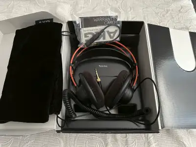 AKG K712 PRO STUDIO HEADPHONES MINT CONDITION, View more