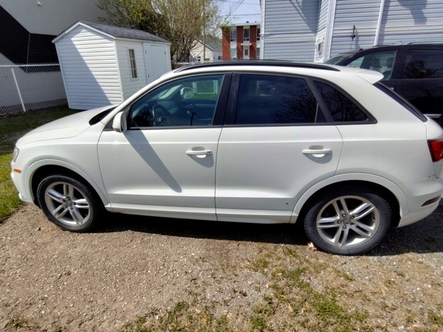 Audi Q3 Quattro 2016 Komfort! — photo 2