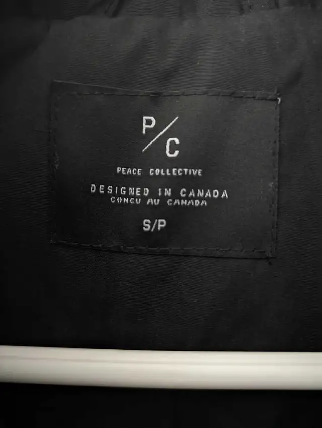 Raptors Jacket in Men's in Mississauga / Peel Region - Image 3