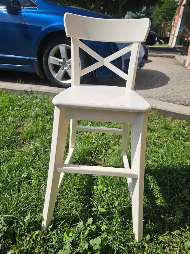 IKEA INGOLF Junior Chair white  in Feeding & High Chairs in City of Toronto - Image 6