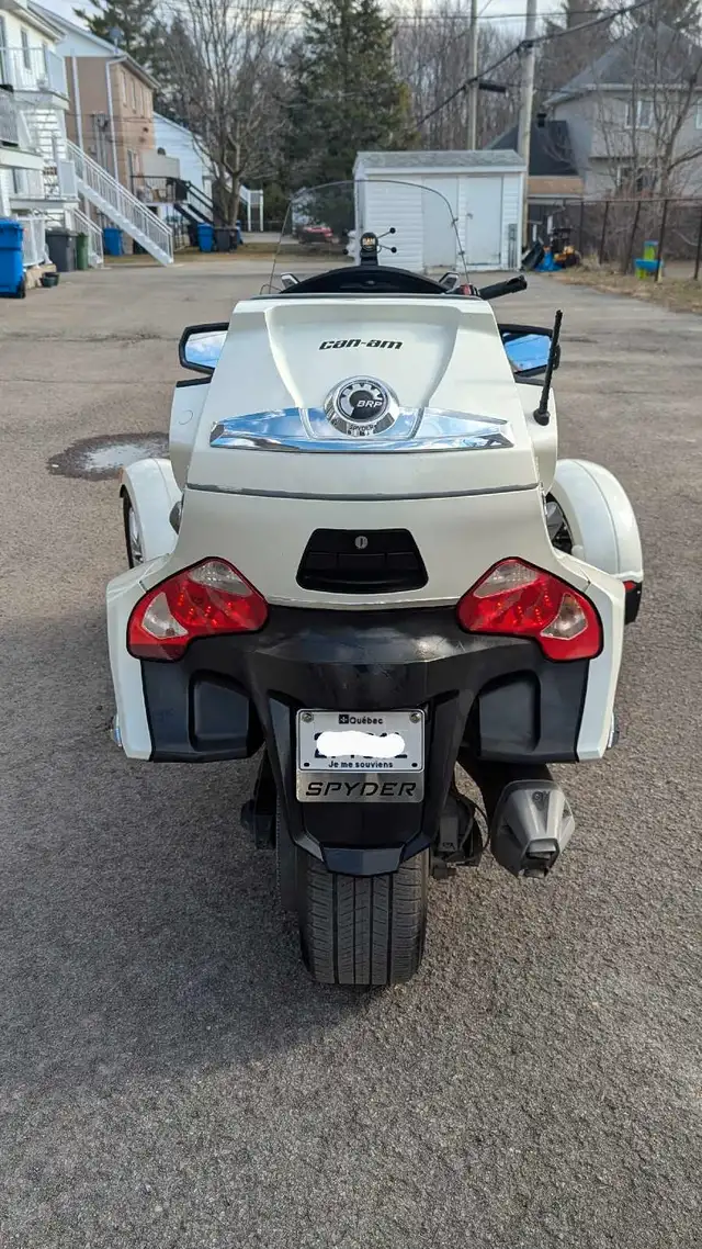 Can am Spyder RT Limited in Touring in Laurentides - Image 6