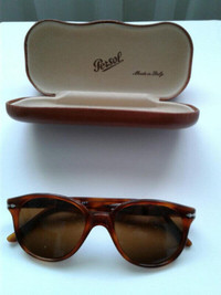 Persol sunglasses in case NEW