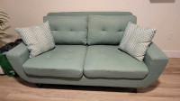 Loveseat 