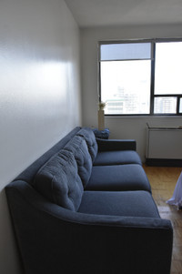 Froslov Ikea couch for sale