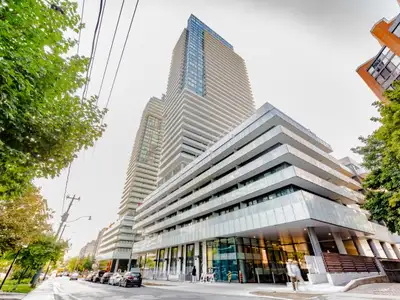 Bright And Cozy Studio Unit At Brand New 161 Roehampton. North Facing Unit With Floor To Ceiling Win...